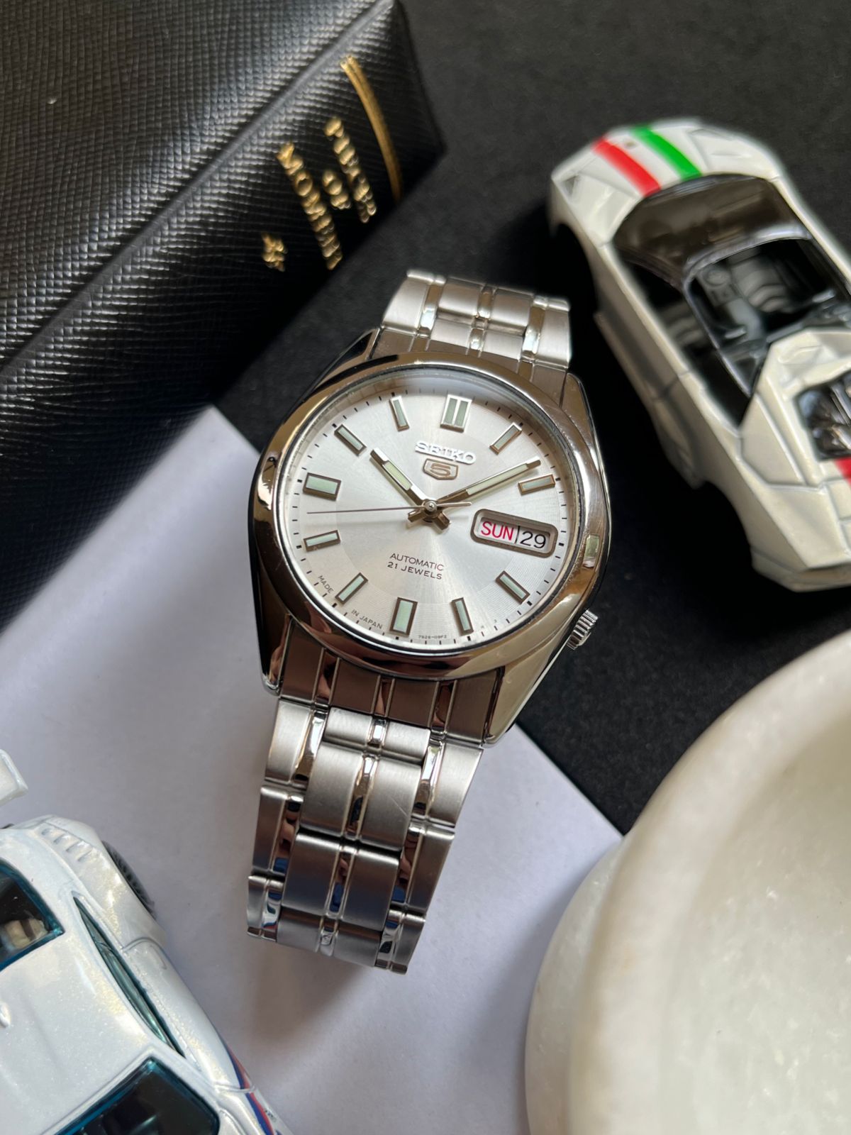 Seiko 5 White Dial (Pre Owned)