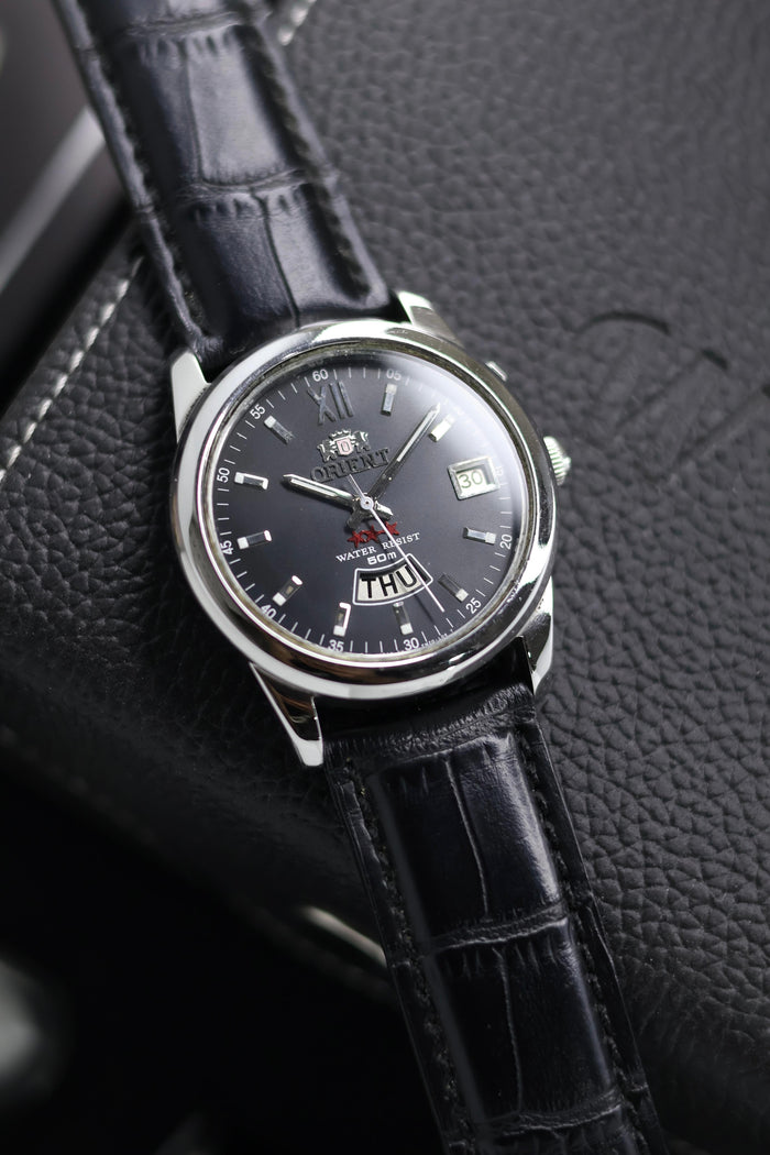 (Super Rare) Orient Tri-Star Day-Date Black Dial - Automatic Vintage Watch (Pre Owned) - SE634