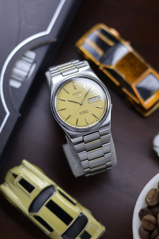 1984 Seiko 5 Yellow Dial - Automatic Vintage Watch (Pre Owned) - SE464
