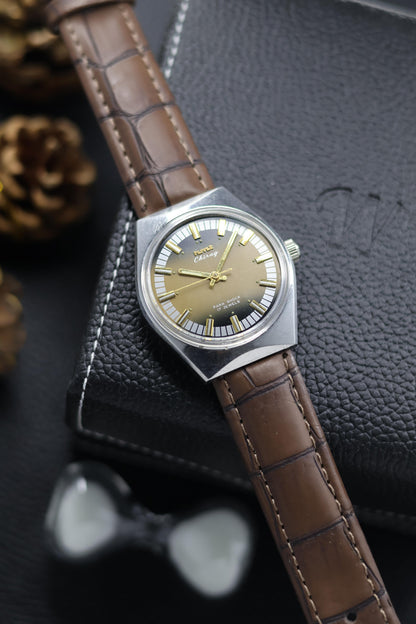 Vintage HMT Chirag Gradient Dial - in Original Condition - Mechanical Hand Winding Watch (Pre Owned) - A596