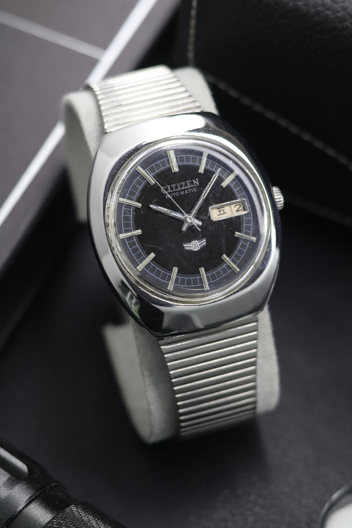 (JDM - Super Rare) Citizen Eagle 7 Black Dial with Glass Back & Japanese Kanji Datewheel  - Automatic Vintage Watch (Pre Owned) - SE831