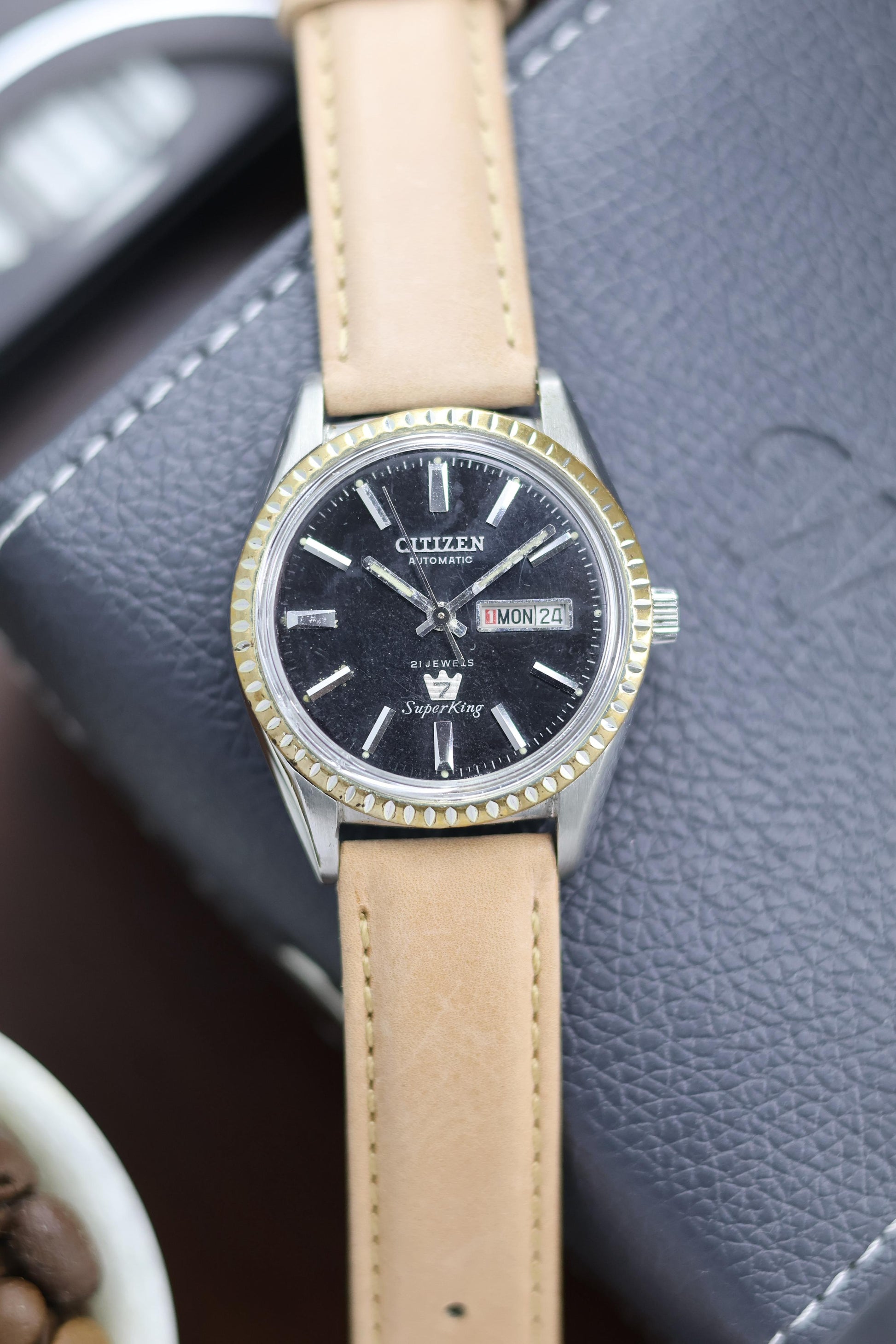 (Super Rare) Citizen Automatic SUPER KING Black Dial with Fluted Bezel Automatic Vintage Watch (Pre Owned) A385