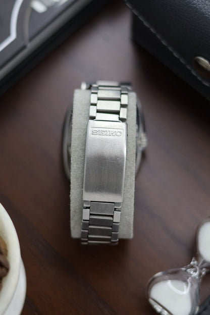(Super Rare) 1972 Seiko 5 Silver TV Dial - Automatic Vintage Watch (Pre Owned) - SE341