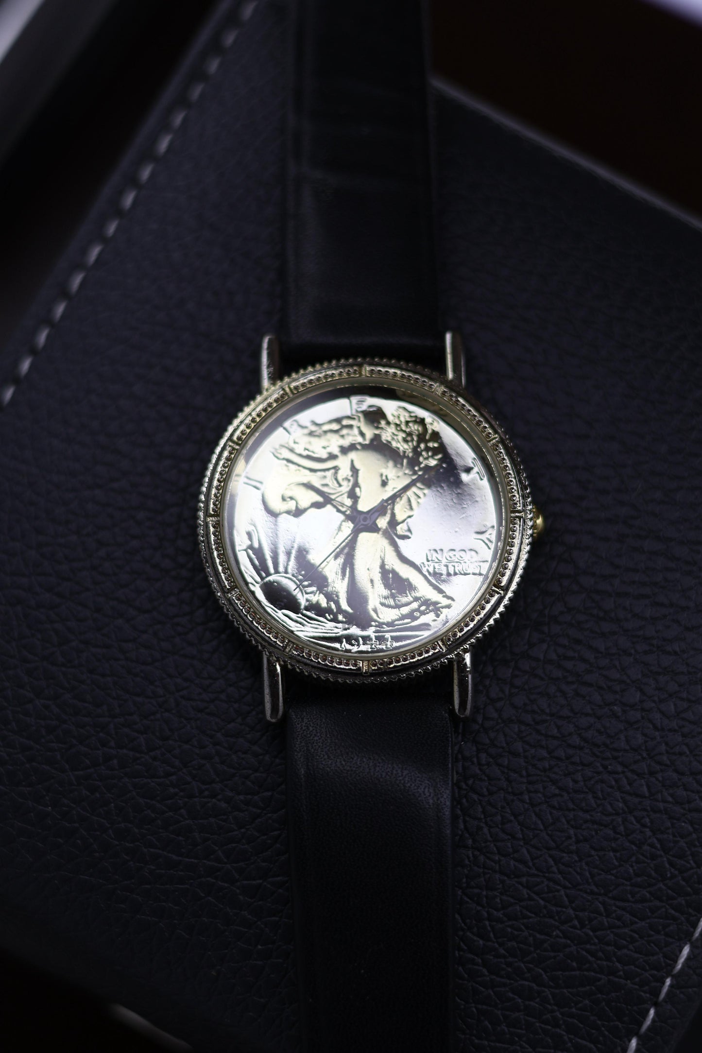 (Extremely Rare) 1944 Walking Liberty Half Dollar Sterling Silver Coin Watch - Quartz Vintage Watch (Pre Owned) - A227