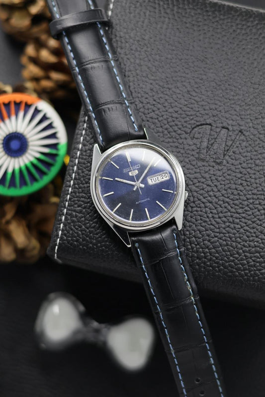 1981 Seiko 5 Blue Sunray Dial - Automatic Vintage Watch (Pre Owned) - SE582