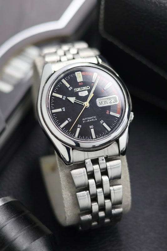 (Super Rare) Seiko 5 Black Racing Dial with Glass Back - Automatic Vintage Watch (Pre Owned) - SE664