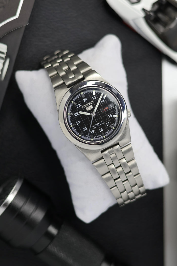 Seiko 5 Black Graph Dial with Glass Back (Pre Owned)