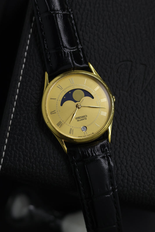 (JDM - ULTRA Rare) 1997 Seiko Moonphase Champagne Sunray Dial  - Japanese Vintage Watch (Pre Owned) - SE756