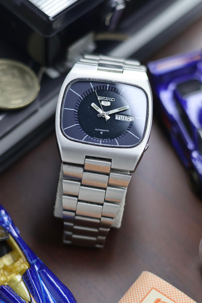 (Super Rare) 1981 Seiko 5 Blue TV Dial - Automatic Vintage Watch (Pre Owned) - SE508