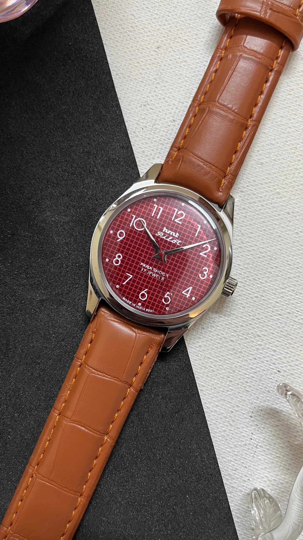 HMT Pilot Graph Dial - RED