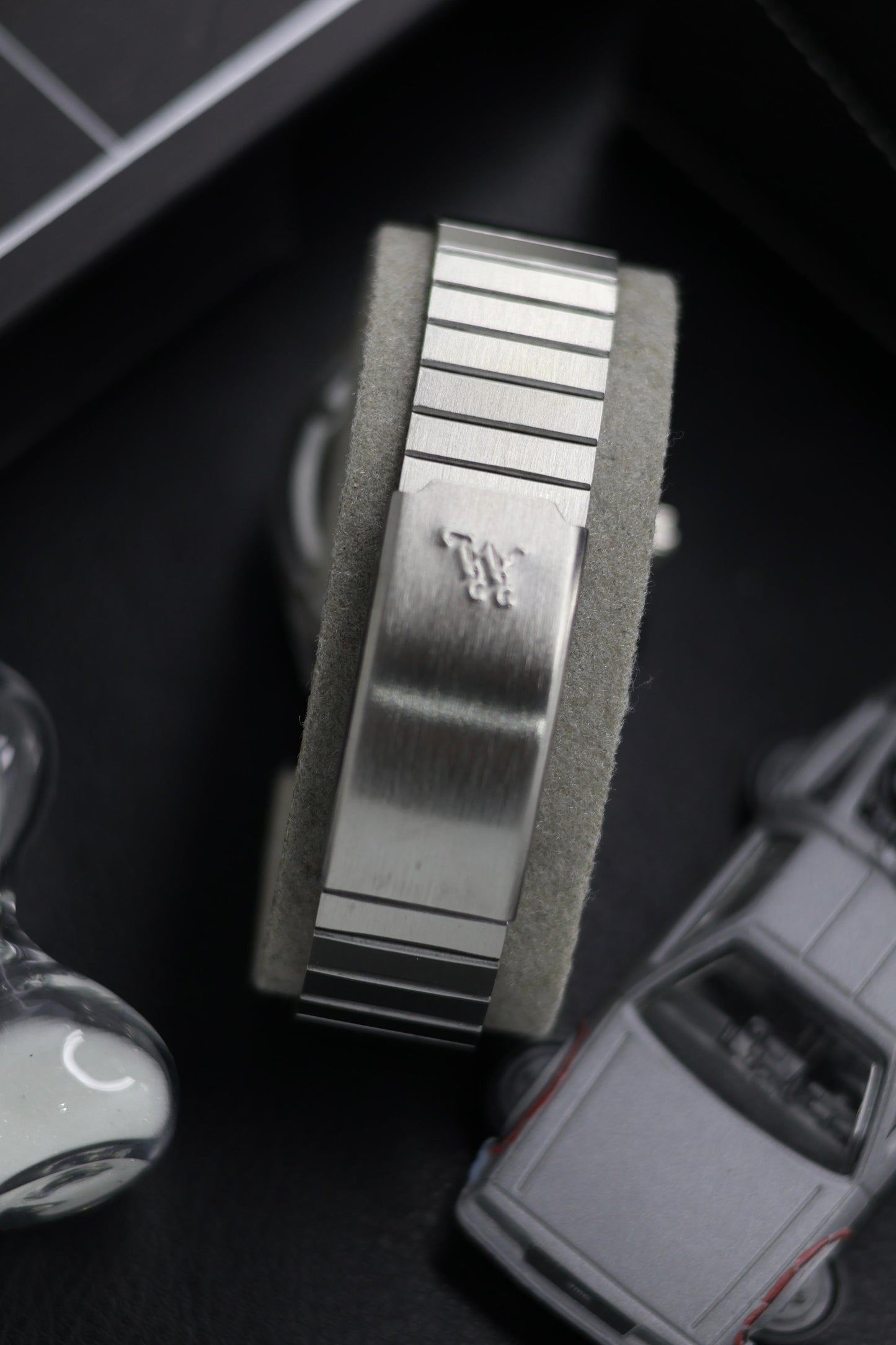 (Super Rare) Vintage HMT Abhishek Grey Motif Dial - in Original Condition - Mechanical Hand Winding Watch (Pre Owned) - SE512