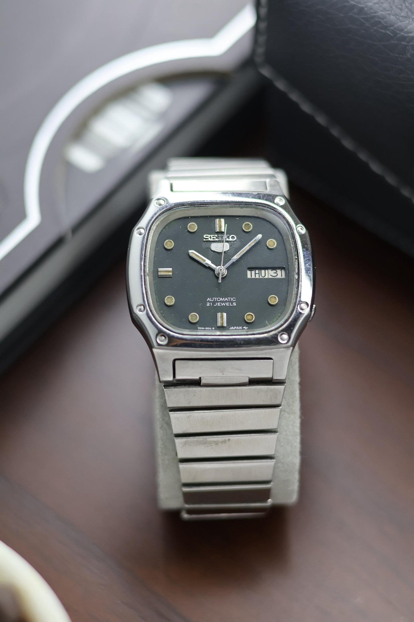 (Super Rare) 1976 Seiko 5 TV Dial - Automatic Vintage Watch (Pre Owned) - A321