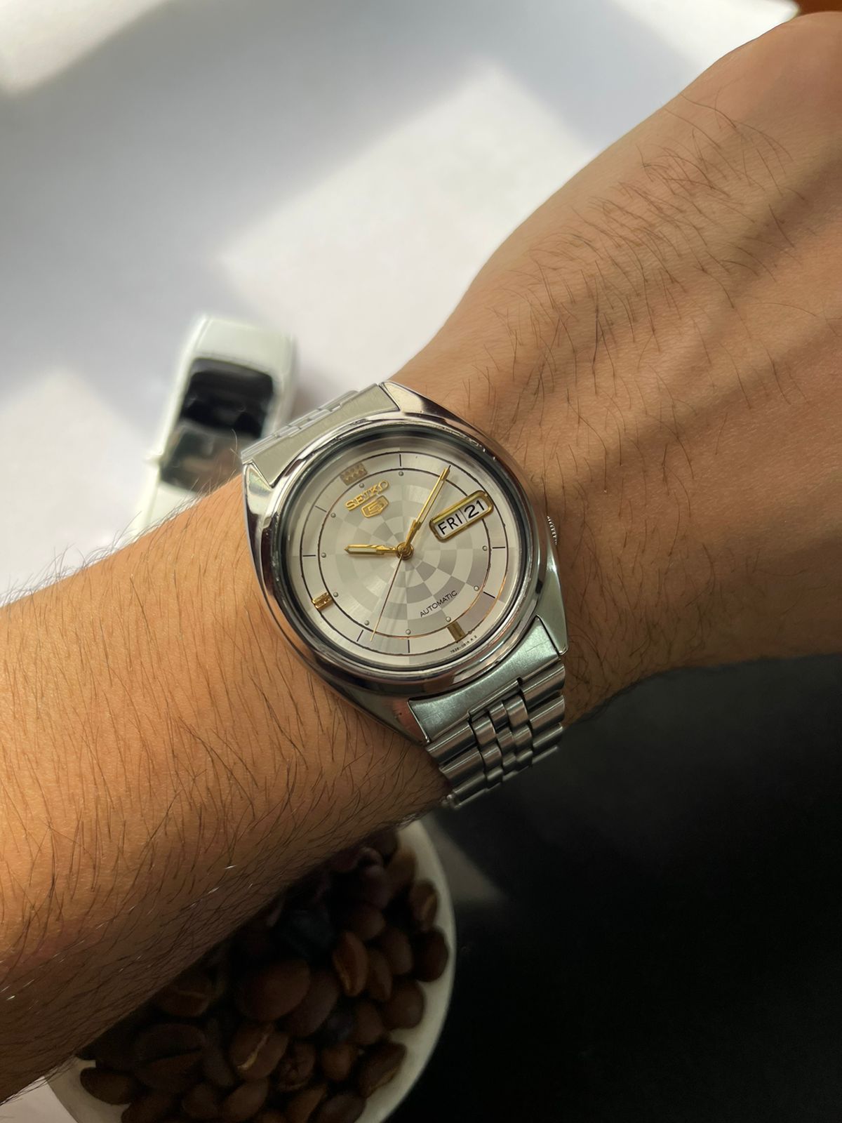 1998 Seiko 5 Silver Patterned Dial (Pre Owned)