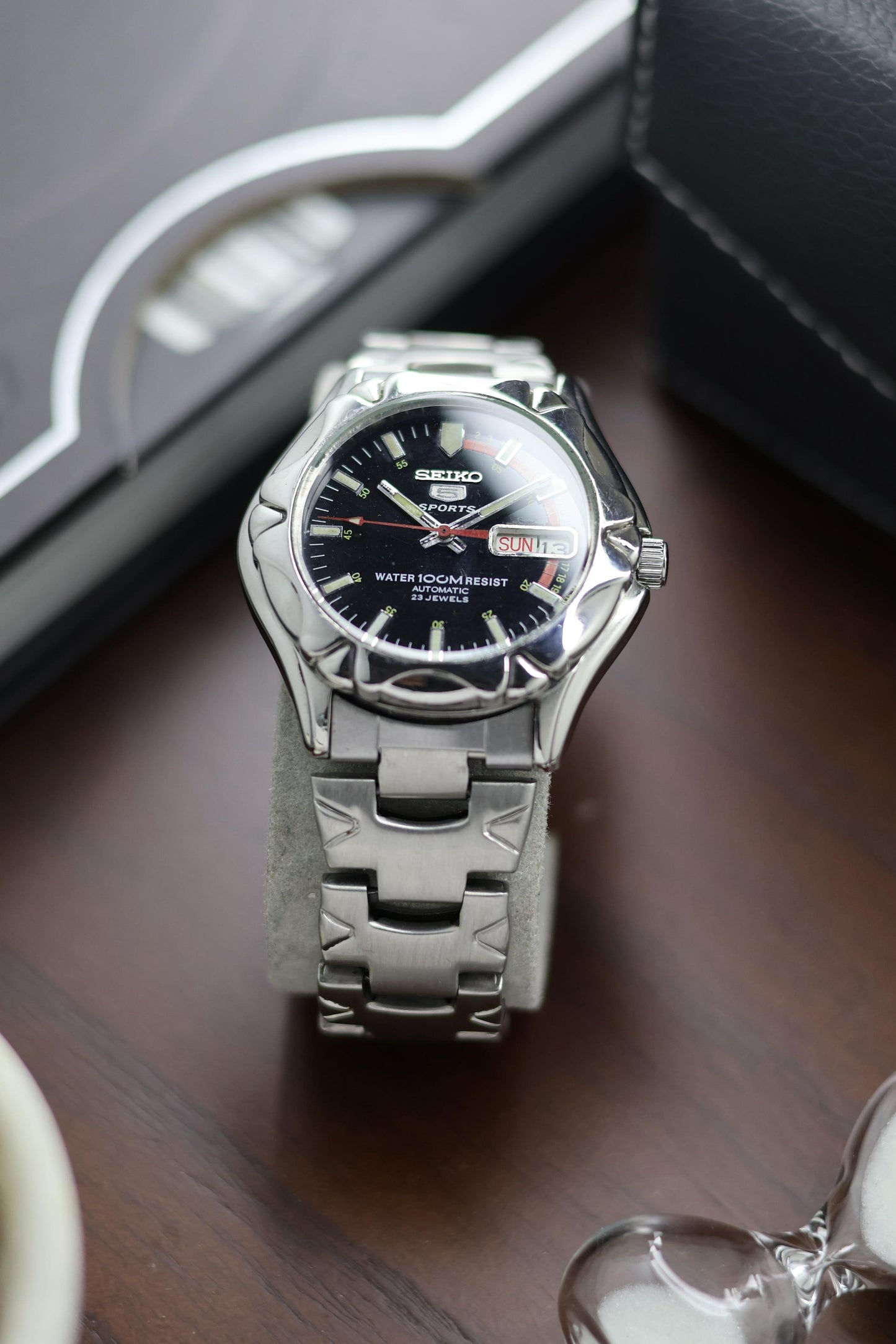 (Super Rare) Seiko 5 Sports Diver 100M Black Dial with Glass Back - Automatic Vintage Watch (Pre Owned) - A345