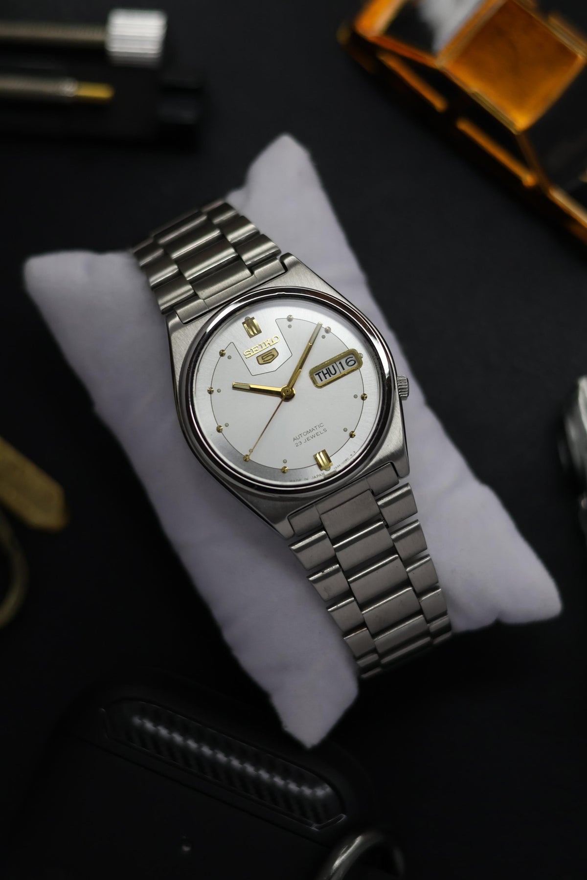 Seiko 5 23 Jewels Silver Dial (Pre Owned)