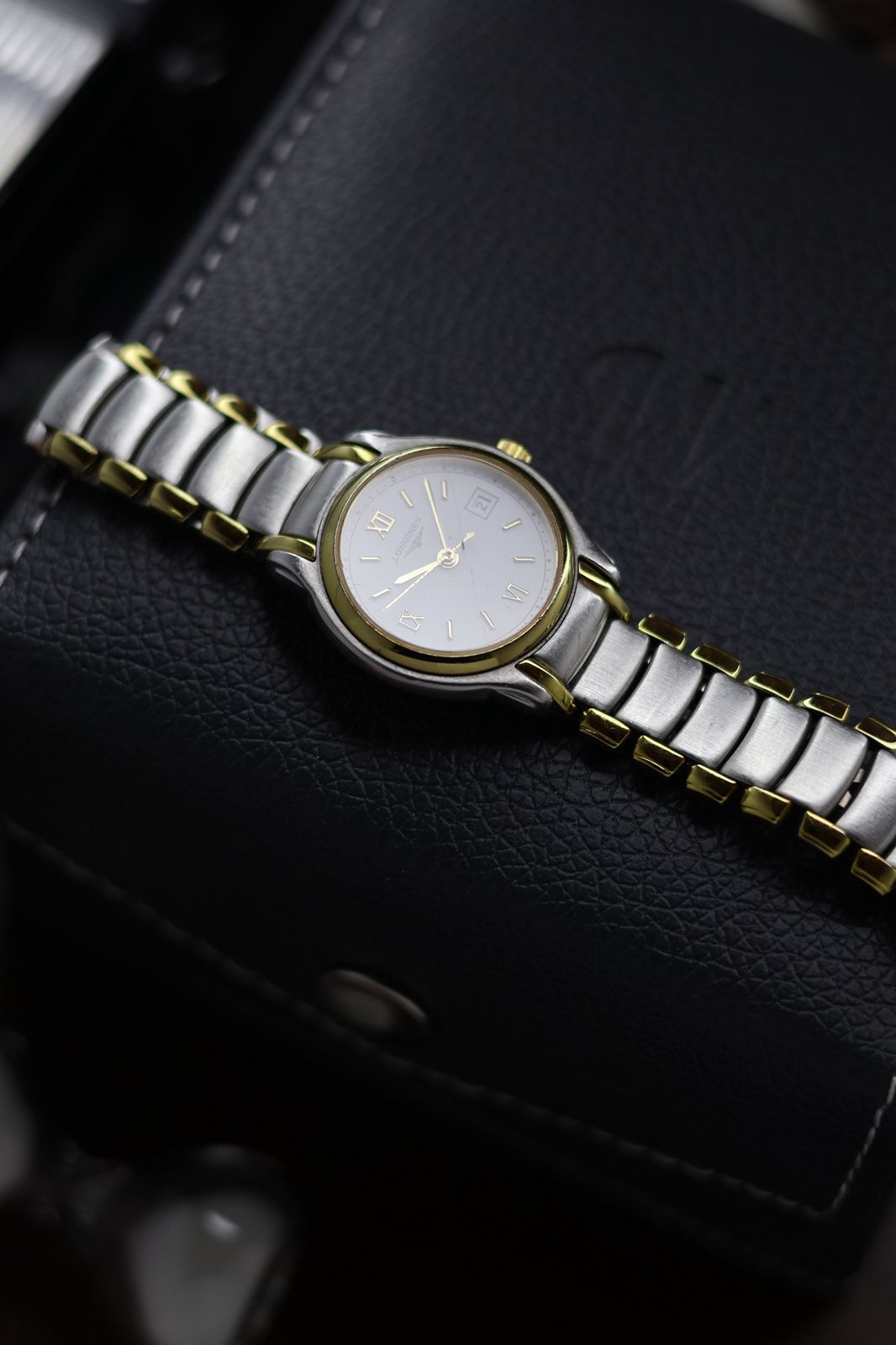 (Extremely Rare) LONGINES Ladies Two-Tone Enamel Dial - Swiss Vintage Watch (Pre Owned)