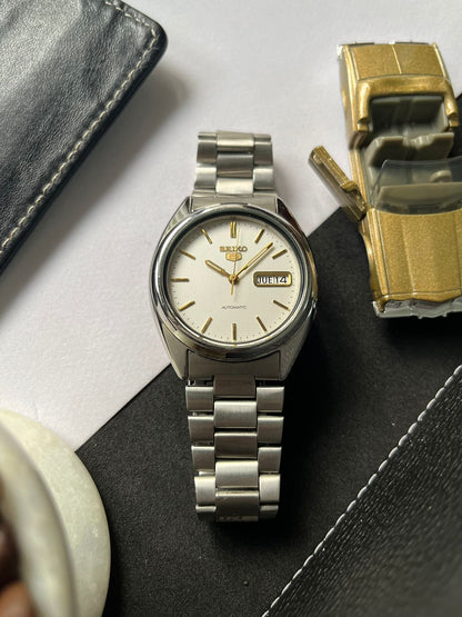 Seiko 5 - White Textured Dial (Pre Owned)