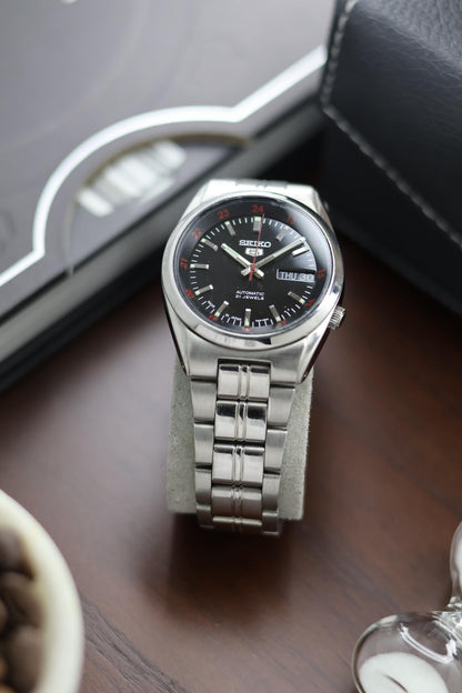 Seiko 5 Railway Time Black Dial with Glass Back - Automatic Vintage Watch (Pre Owned) - A353