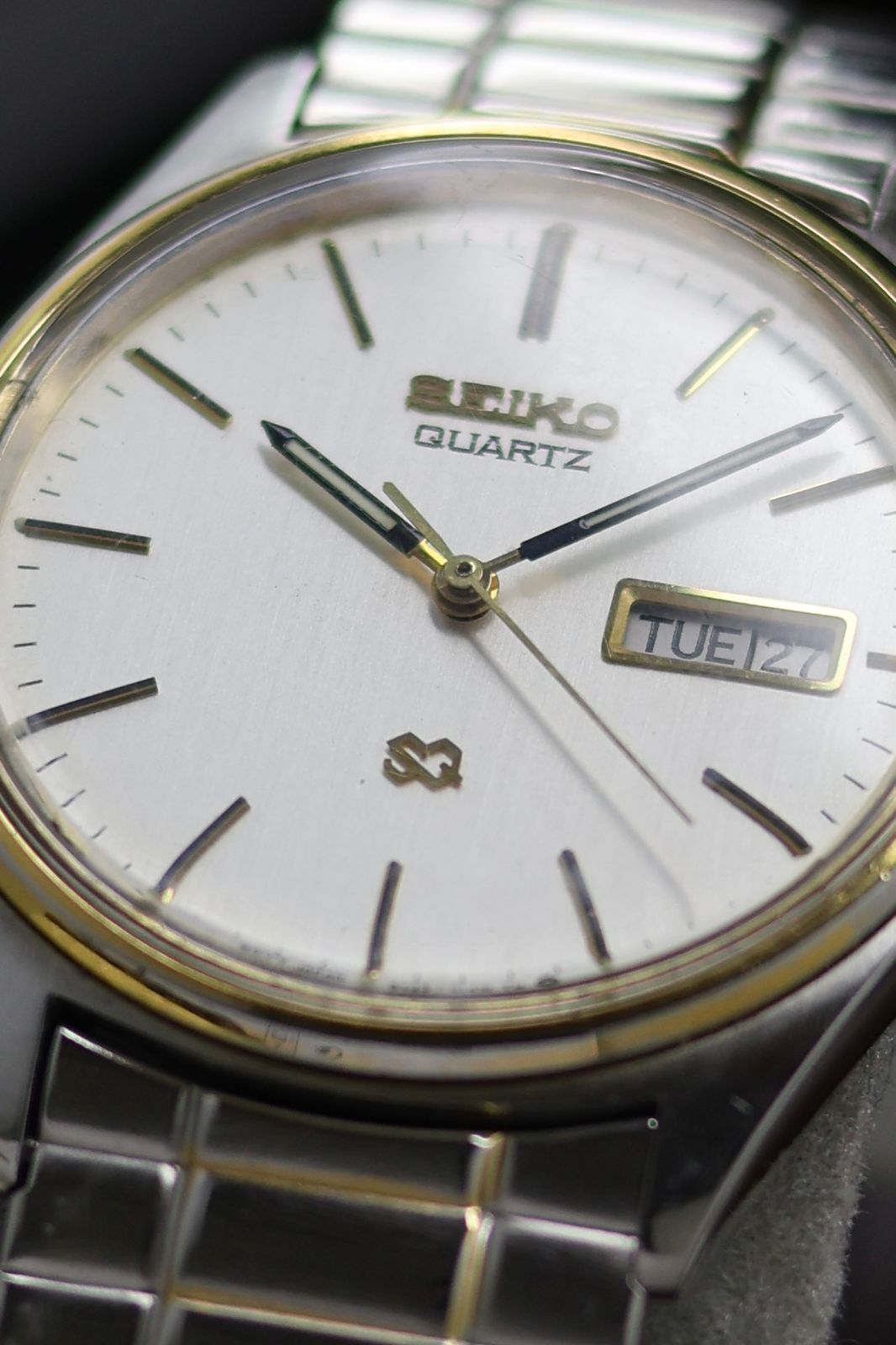 (JDM - Extremely Rare) 1989 Seiko SQ White Dial - Quartz Vintage Watch (Pre Owned) - A400