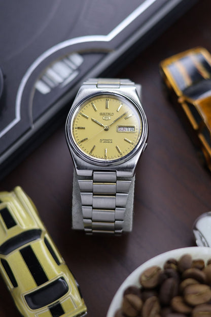 1984 Seiko 5 Yellow Dial - Automatic Vintage Watch (Pre Owned) - SE464