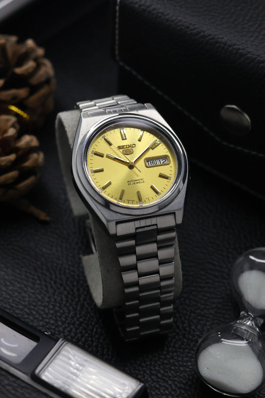 (Super Rare) Seiko 5 Gold Sunray Dial with Glass Back - Automatic Vintage Watch (Pre Owned) - SE635