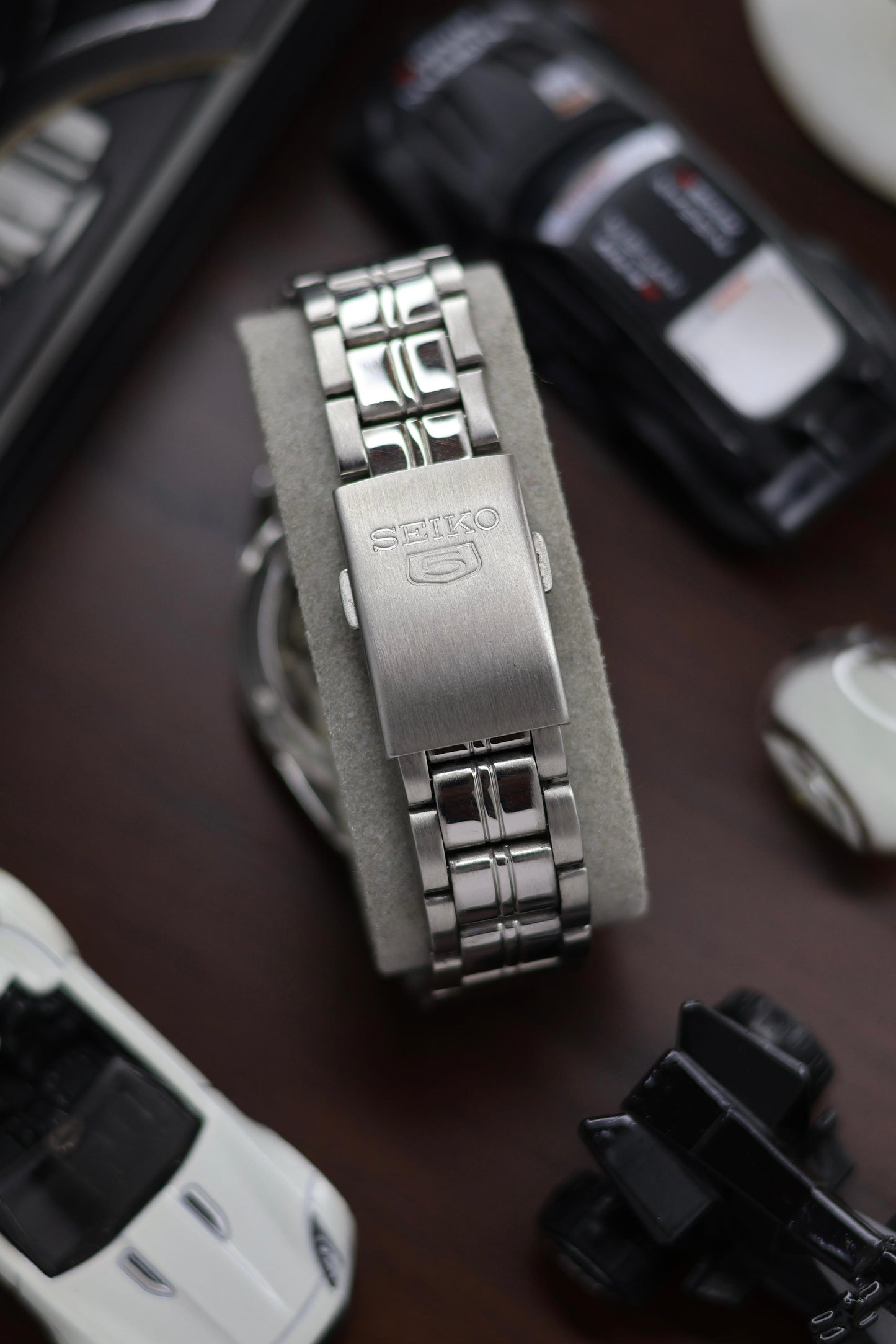 Seiko 5 Railway Time White Dial with Glass Back - Automatic Vintage Watch (Pre Owned) - SE469