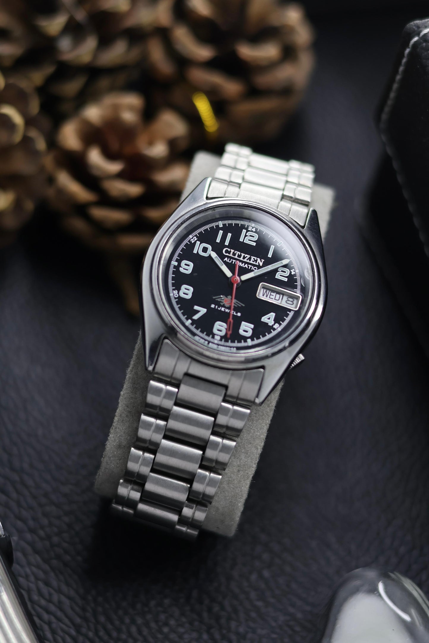 (Super Rare) Citizen Eagle 7 Black Field Dial - Automatic Vintage Watch (Pre Owned) - SE573