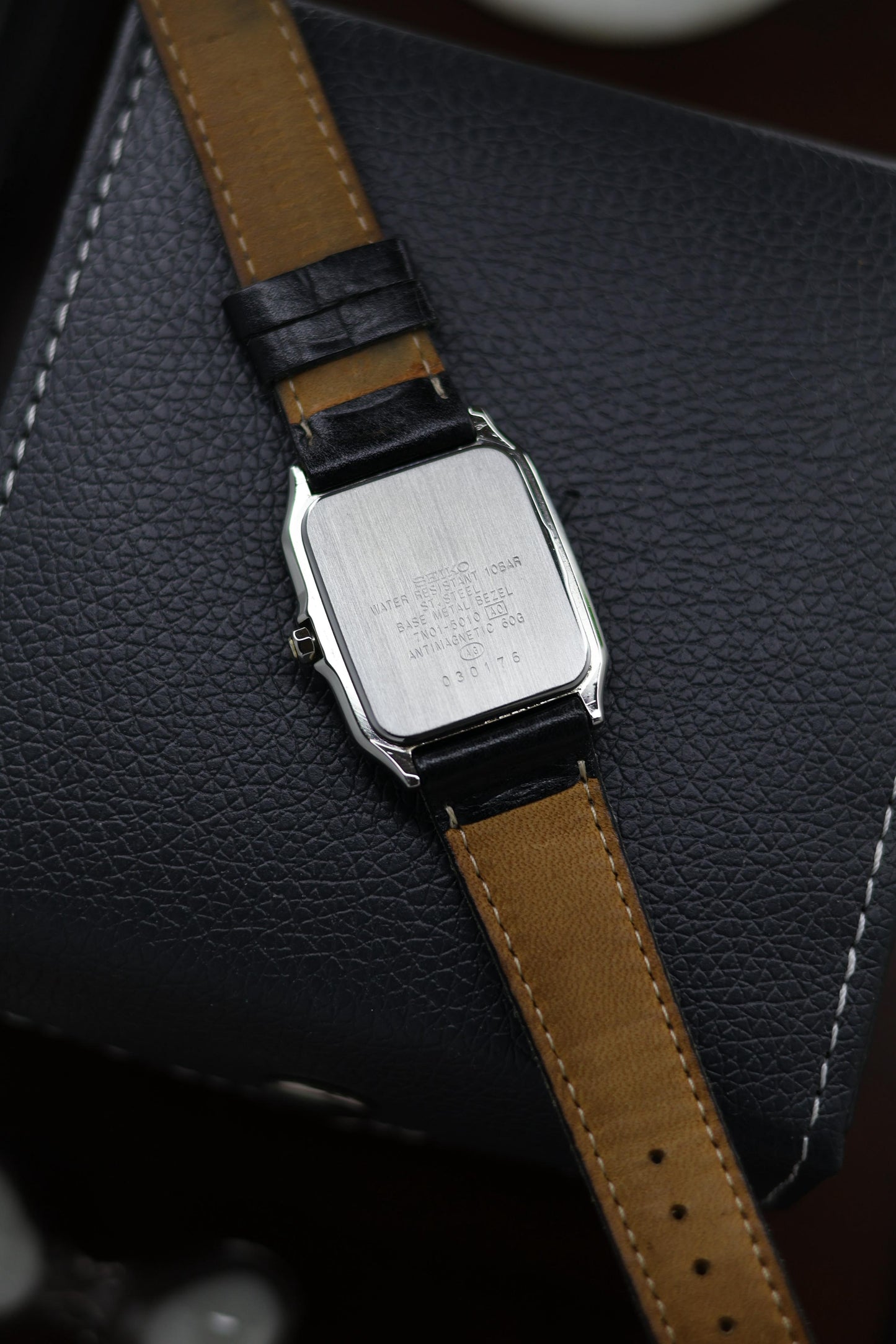 (JDM - Extremely Rare) 1980 Seiko CADET 100M Enamel Dial with Gold Plated ‘Santos’ Bezel - Quartz Vintage Watch (Pre Owned) - SE488