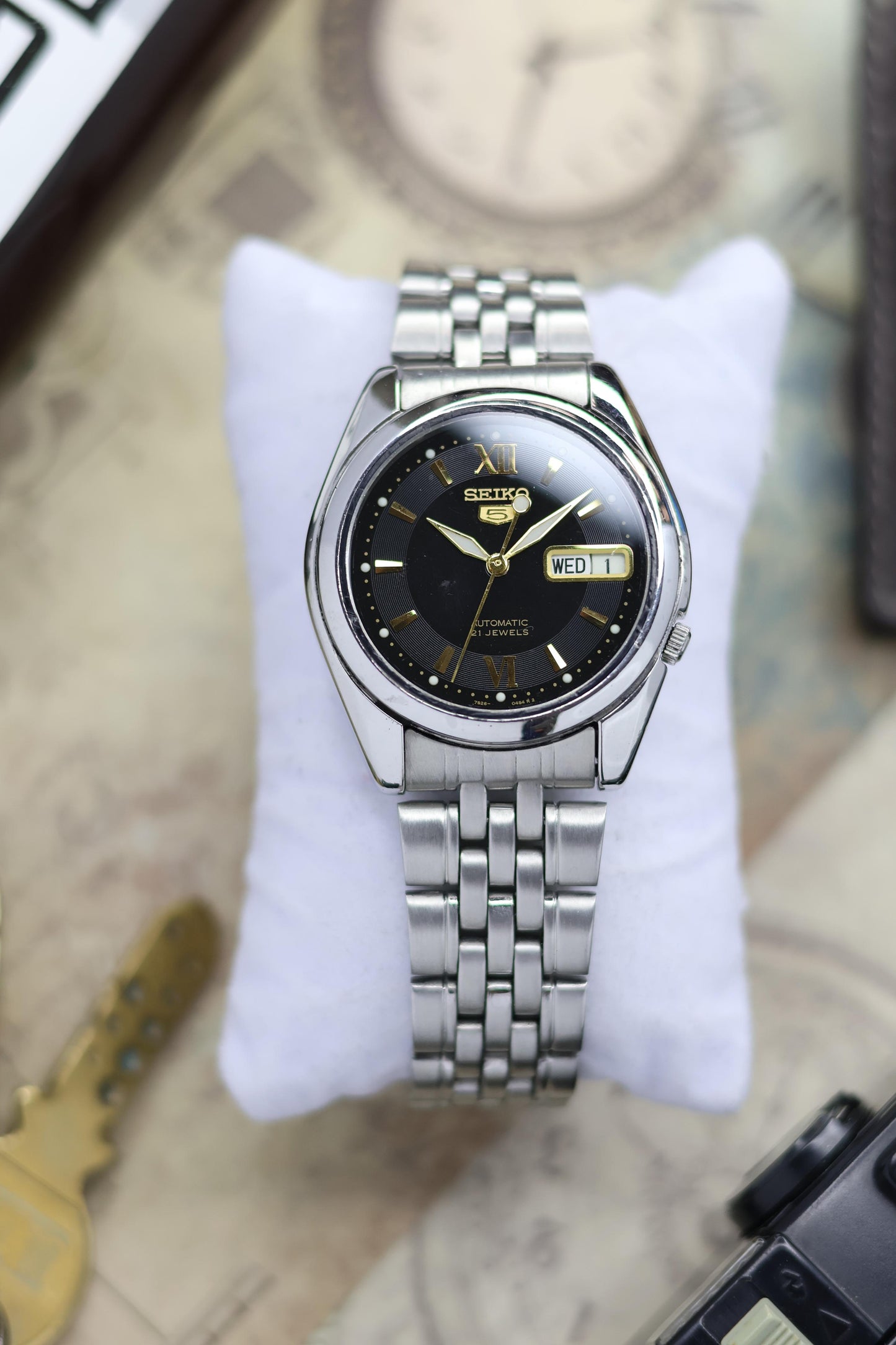 Seiko 5 Black Dial with Glass Back - Automatic Watch (Pre Owned)