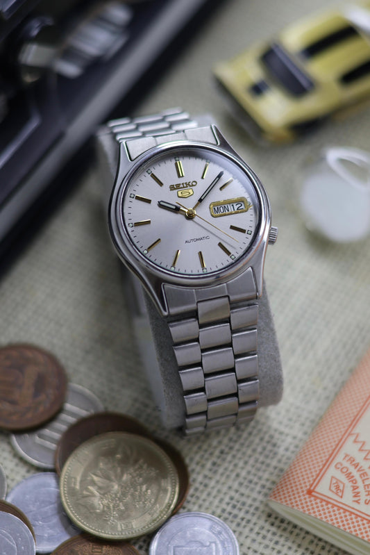 Seiko 5 SNXJ65 Silver Sunray Dial with Glass Back - Automatic Vintage Watch (Pre Owned) - SE501