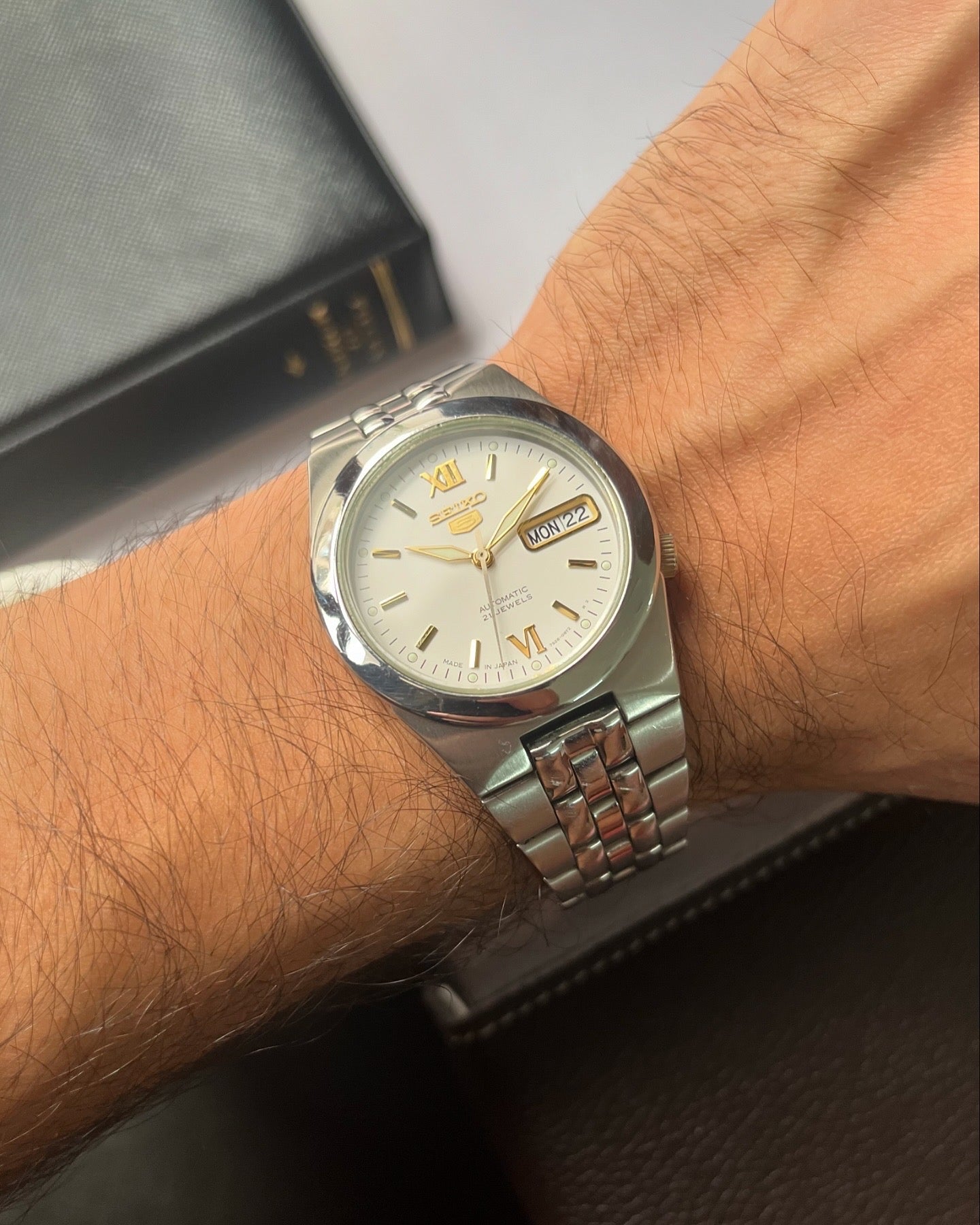 Seiko 5 - White Dial with Glass Back (Pre Owned)