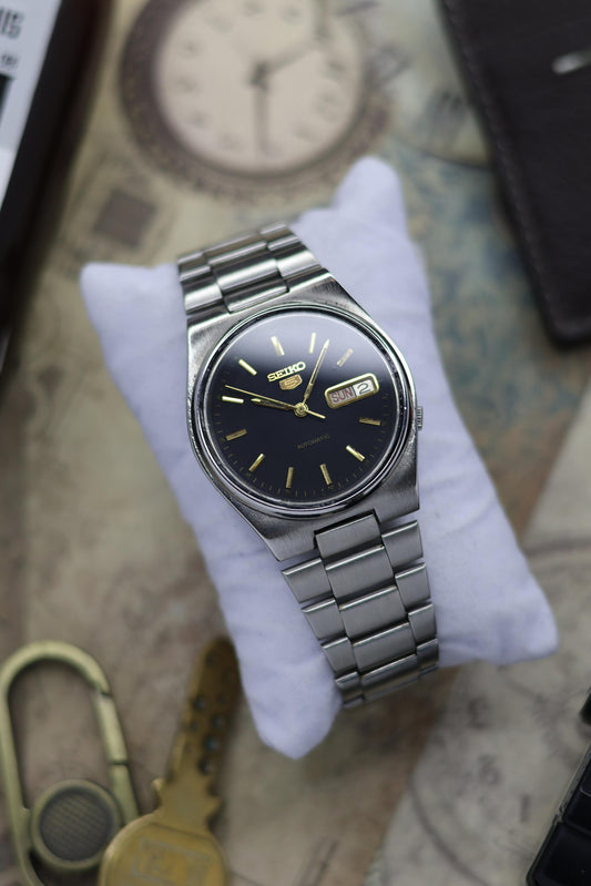 1992 Seiko 5 Black Dial (Pre Owned)