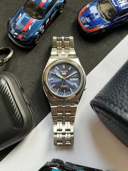 Seiko 5 - Blue Sunray Dial (Pre Owned)