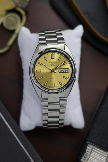 (Super Rare) Seiko 5 SNXS81 with Glass Back (Pre Owned)