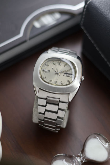 (Super Rare) 1972 Seiko 5 Silver TV Dial - Automatic Vintage Watch (Pre Owned) - SE341