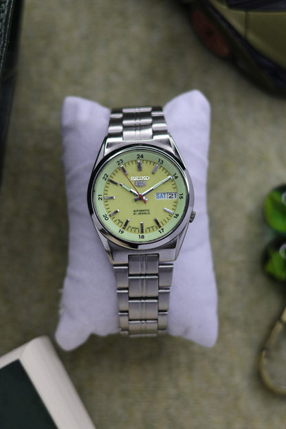 (Super Rare) Seiko 5 Railway Time Lume Dial with Glass Back - Automatic Watch (Pre Owned)