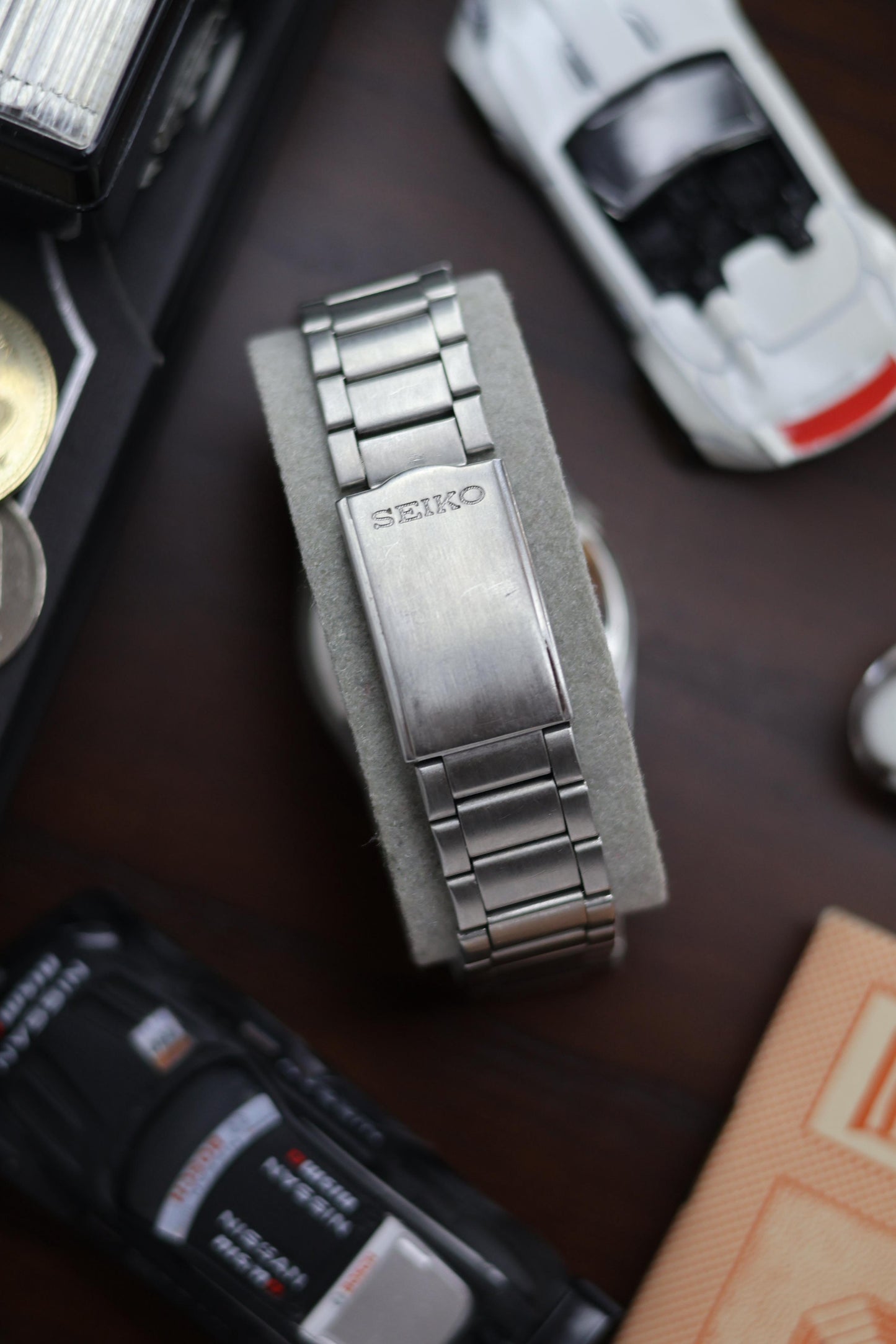 1982 Seiko 5 Navy Blue Dial - Automatic Vintage Watch (Pre Owned) - SE527