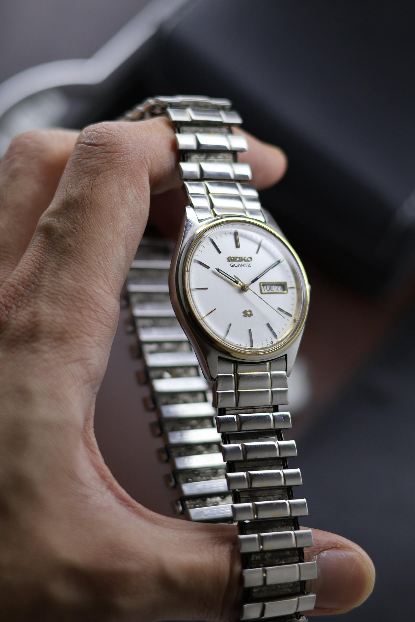 (JDM - Extremely Rare) 1989 Seiko SQ White Dial - Quartz Vintage Watch (Pre Owned) - A400