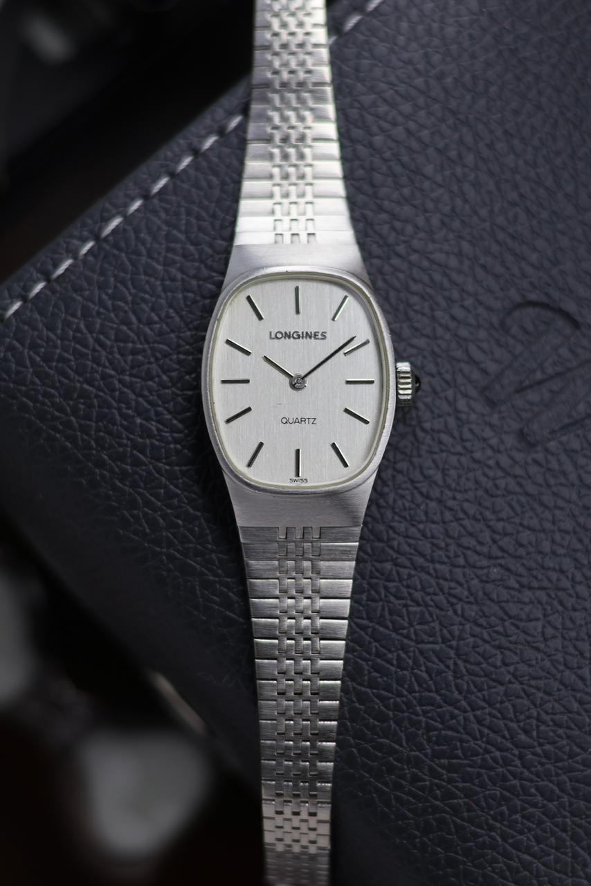 (Extremely Rare) LONGINES Ladies Silver Tonneau Dial - Swiss Vintage Watch (Pre Owned) - SE498