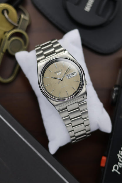 1981 Seiko 5 Grey Dial (Pre Owned)