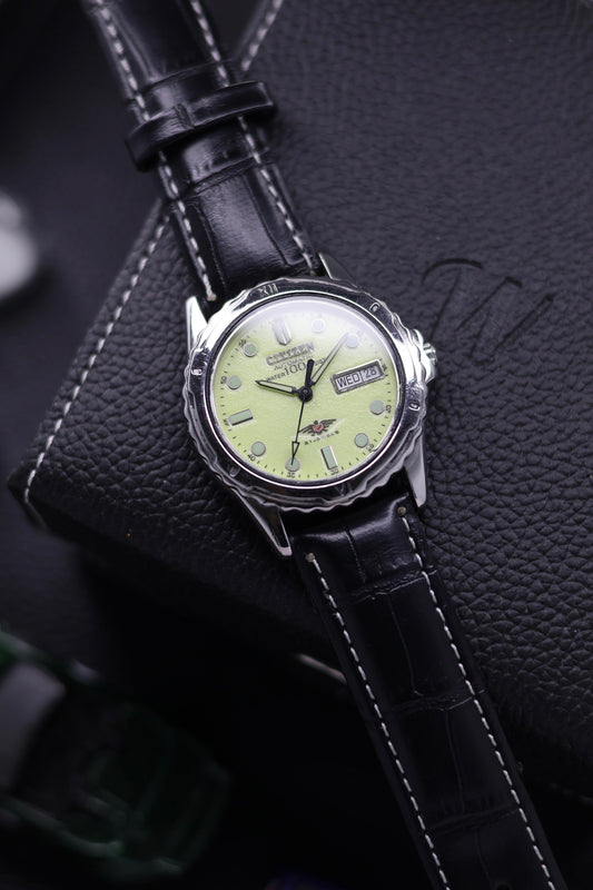 (Super Rare) Citizen Eagle 7 100M Diver Lume Dial - Automatic Vintage Watch (Pre Owned) - SE670