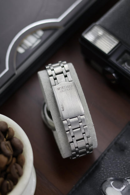 (Super Rare) Seiko 5 Black Carbon Fibre Texture Dial with Glass Back - Automatic Vintage Watch (Pre Owned) - A163