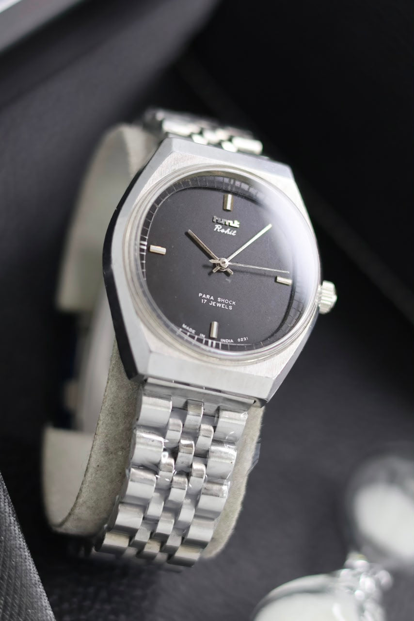 (Super Rare) Vintage HMT Rohit Black Dial - in Original Condition - Mechanical Hand Winding Watch (Pre Owned) - SE567