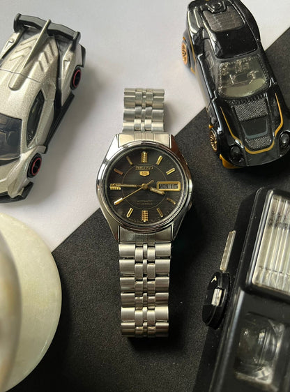 1988 Seiko 5 Black Dial (Pre Owned)