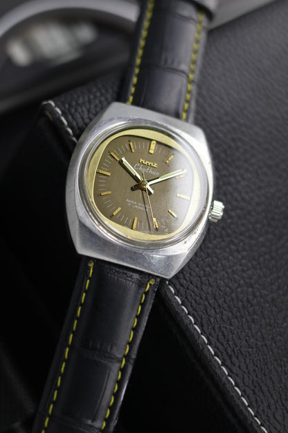 (Super Rare) Vintage HMT Chethan TV Dial - in Original Condition - Mechanical Hand Winding Watch (Pre Owned) - SE887