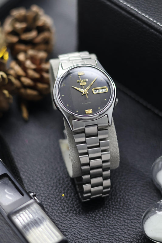 (Super Rare) 1992 Seiko 5 Black Motif Dial - Automatic Vintage Watch (Pre Owned) - SE616