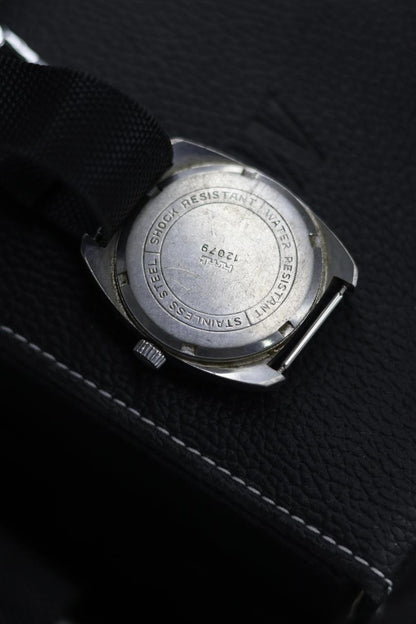 (Super Rare) Vintage HMT Aroop - in Original Condition - Mechanical Hand Winding Watch (Pre Owned) - SE650