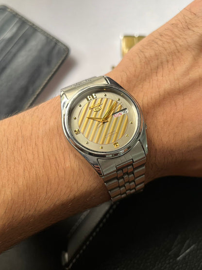 Seiko 5 Grey Patterned Dial (Pre Owned)