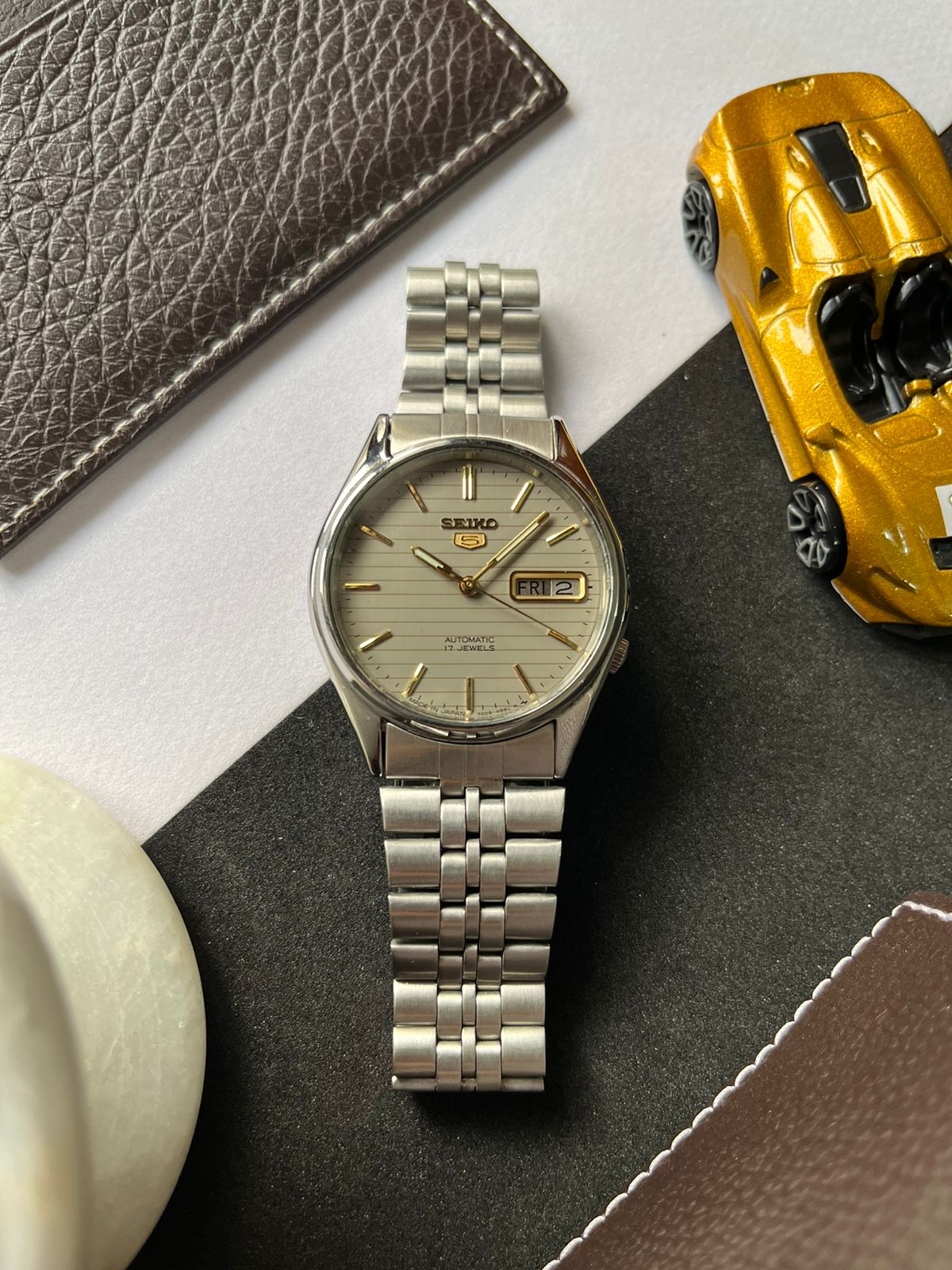 Seiko 5 - Grey Lined Dial (Pre Owned)