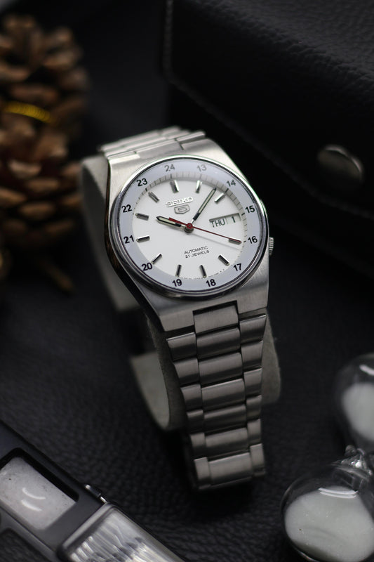 (Super Rare) Seiko 5 Railway Time White Dial with Glass Back - Automatic Vintage Watch (Pre Owned) - SE572